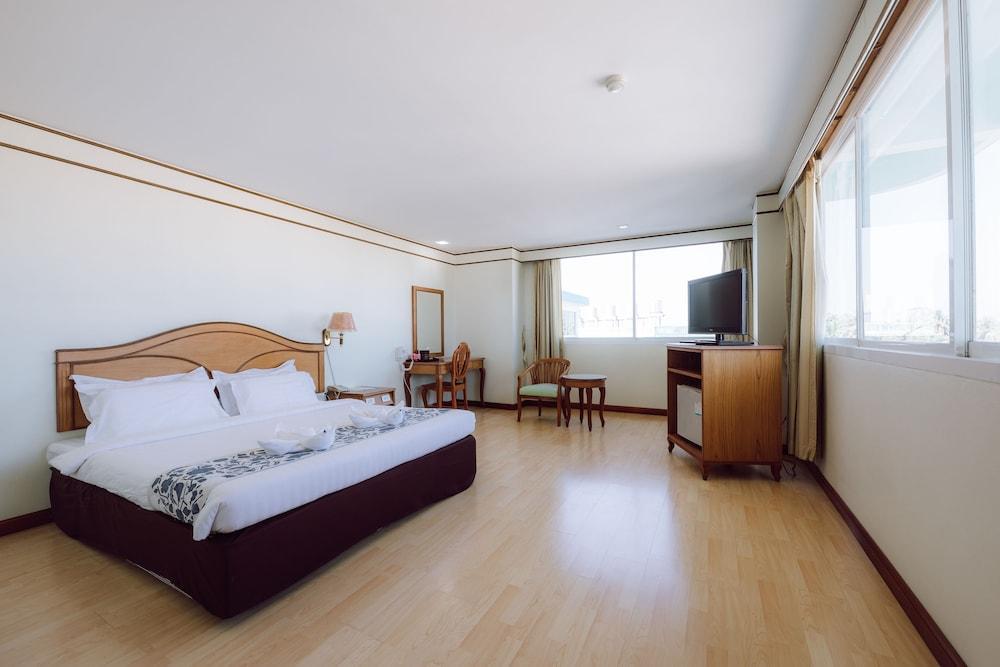 Morakot Twin Chumphon Hotell Eksteriør bilde