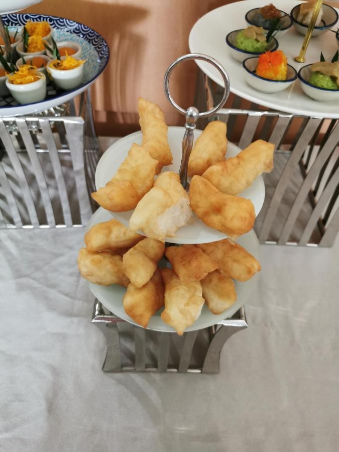 Morakot Twin Chumphon Hotell Eksteriør bilde