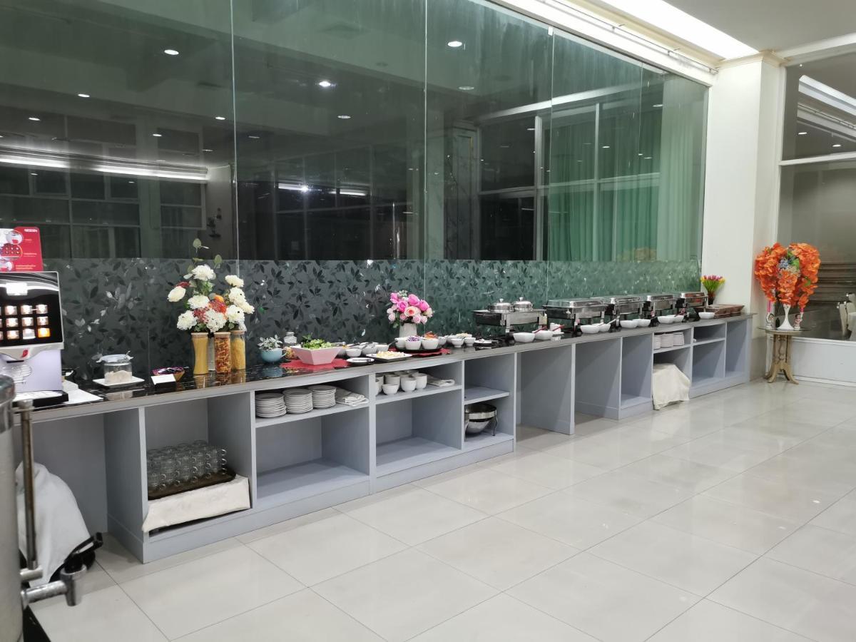 Morakot Twin Chumphon Hotell Eksteriør bilde
