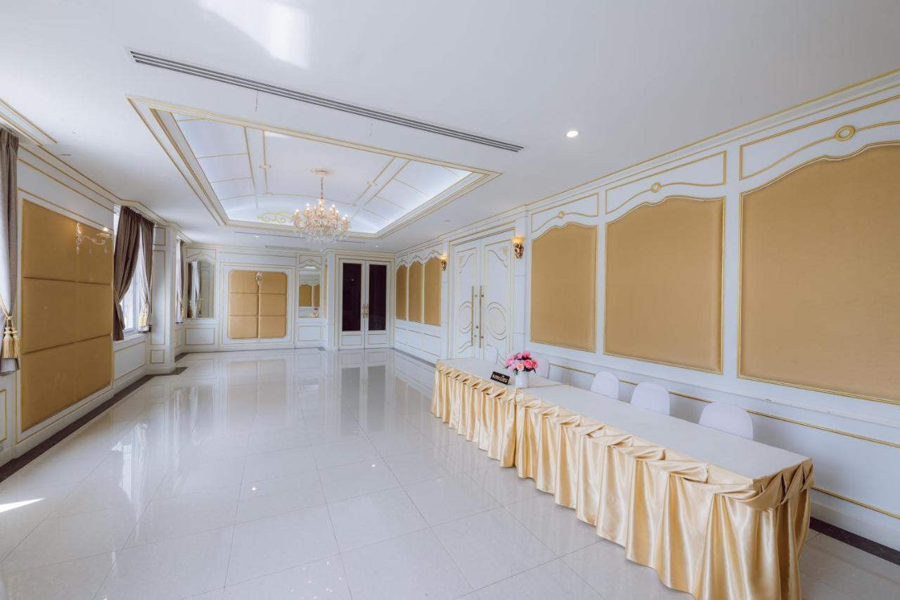Morakot Twin Chumphon Hotell Eksteriør bilde